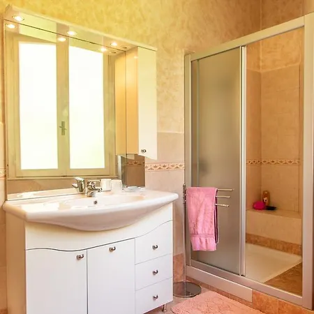 Lejlighed San Rocco Flexyrent - Parking - Wifi - Aircon *